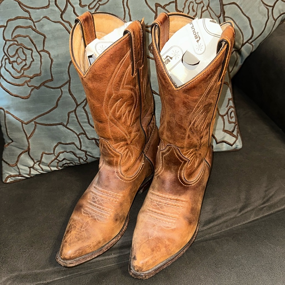 Women’s Boulet leather cowboy boots Size 5